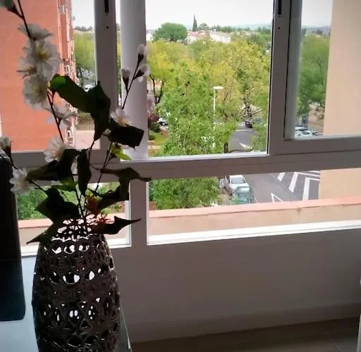 Medina Cerca De La Ribera *