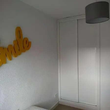 Medina Cerca De La Ribera